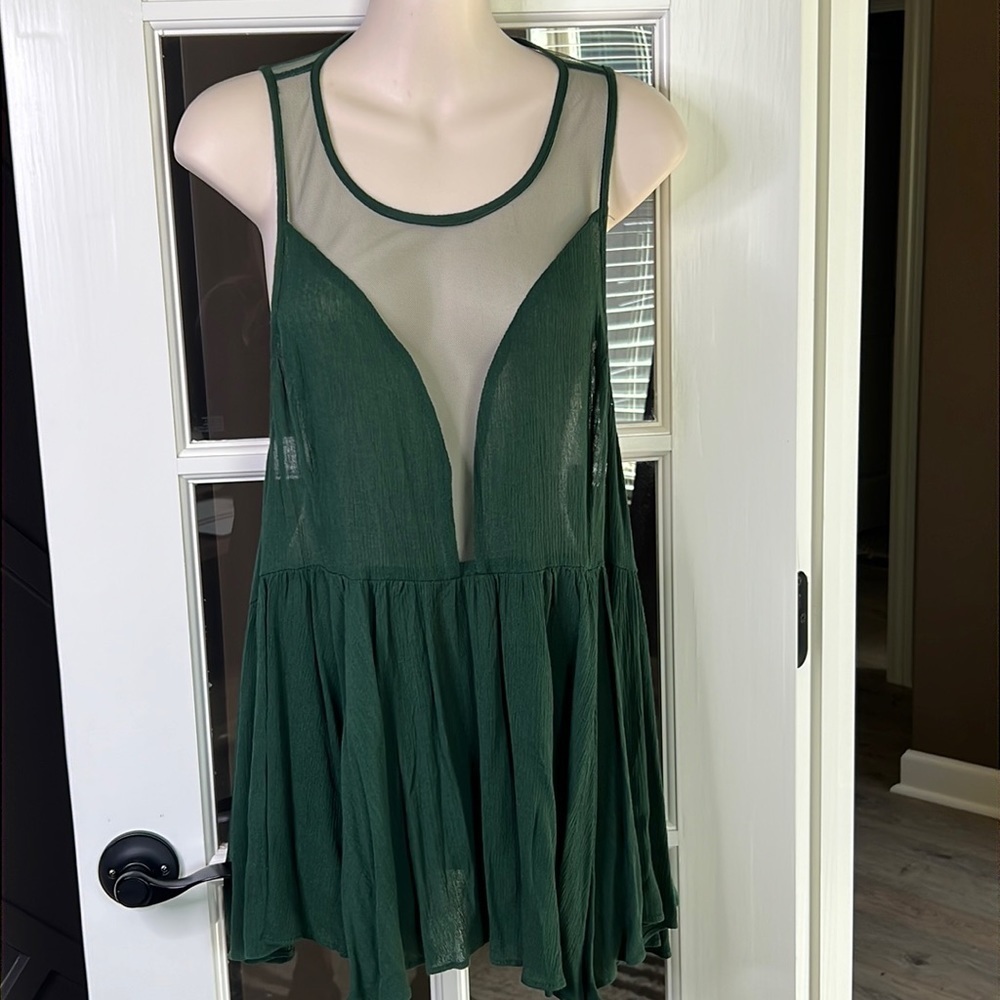 BUCKLE‎ Mustard Seed Top Size Large NWT